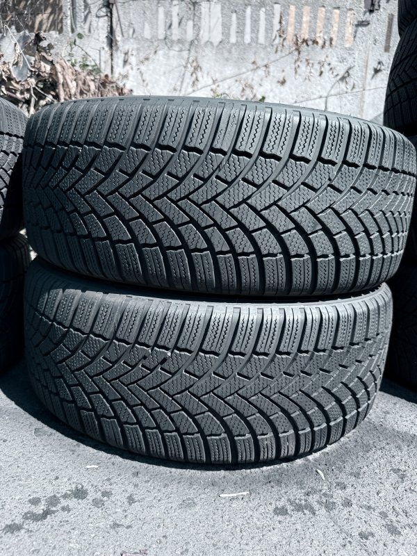 Bridgestone Blizzak LM005 225/45 19