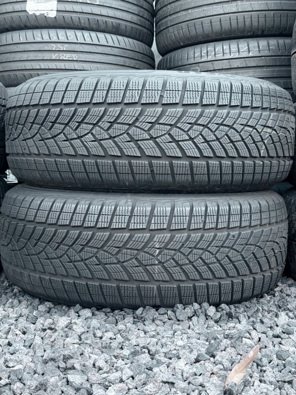 Goodyear UltraGrip Perfomance+ SUV 235/55 19