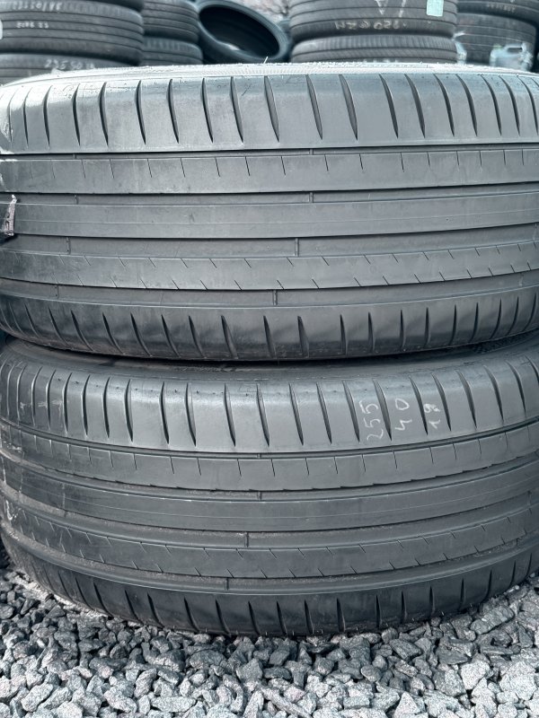 Michelin Pilot Sport 4 255/40 19
