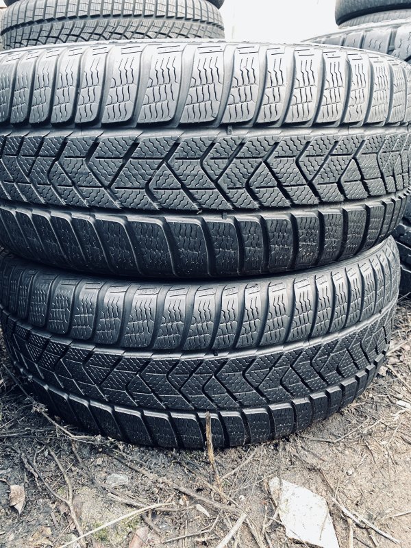 Pirelli Sottozero 3 225/40 19