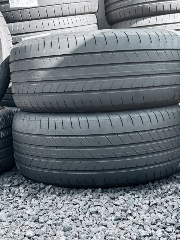 Goodyear Eagle F1 Assymetric 3 265/45 21
