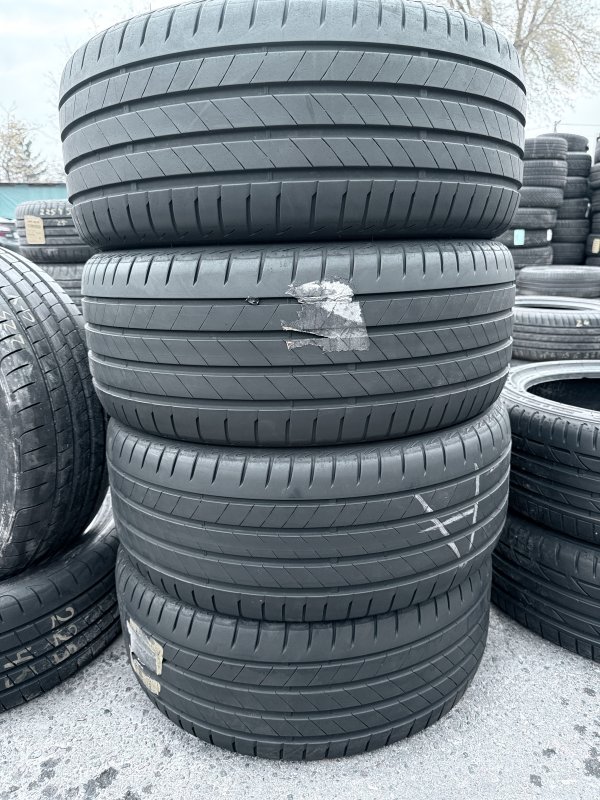 Bridgestone Turanza T005 255/45 19