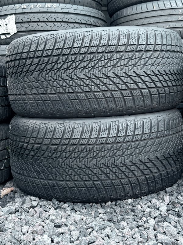 Goodyear UltraGrip Perfomance 3 245/35 19