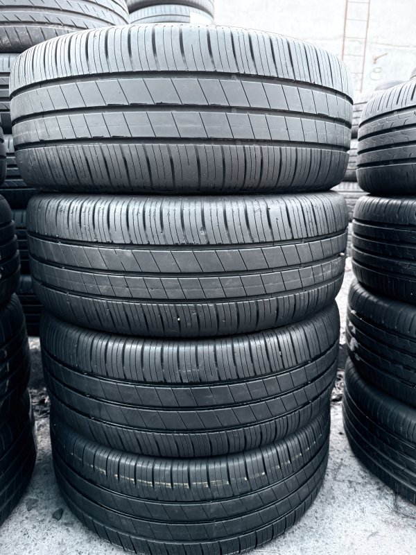Goodyear Efficient Grip Perfomance 205/55 16