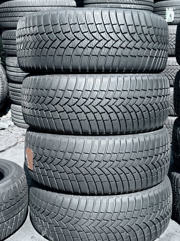 Bridgestone LM001 Evo 225/45 17