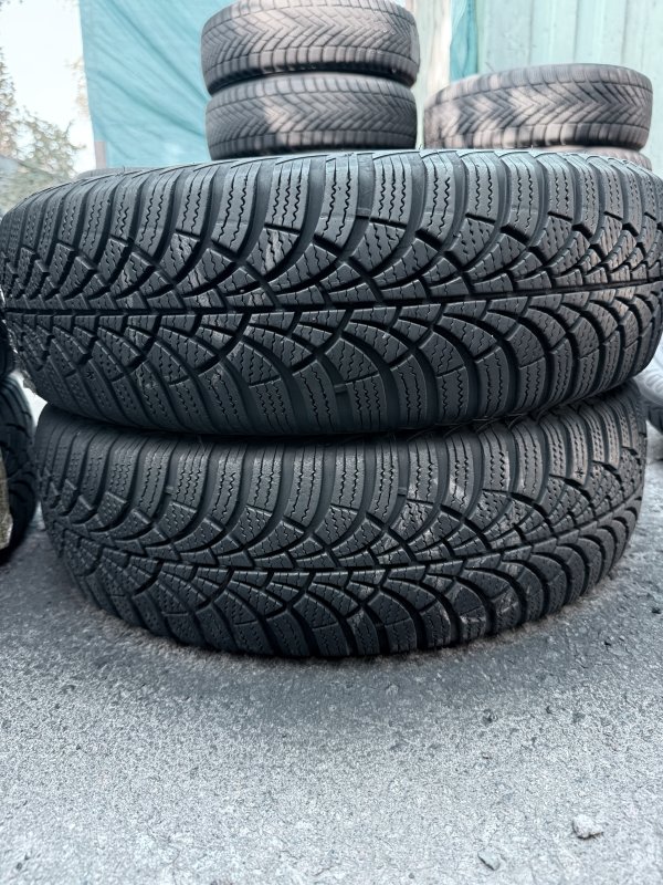 Goodyear Ultragrip 9 175/65 15