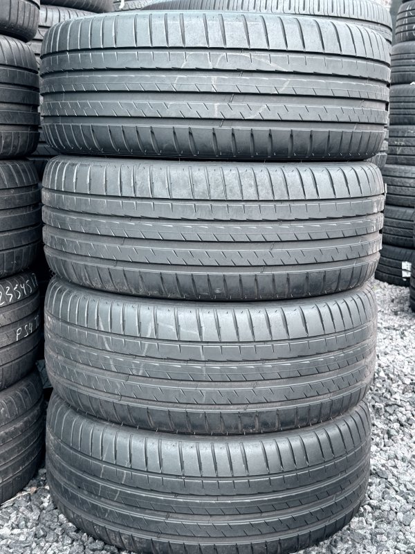 Michelin Pilot Sport 4 Шумка 235/45 18