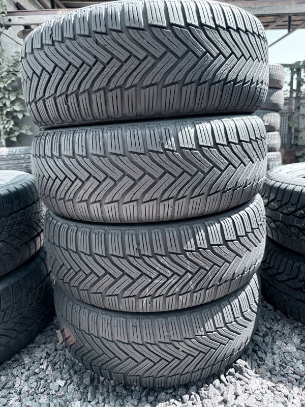 Michelin Alpin 6 205/55 16