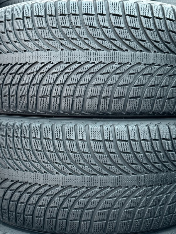 Michelin Pilot Alpin LA2 265/40 21