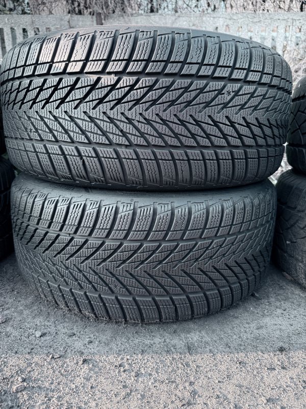 Goodyear Perfomance 3 225/40 18