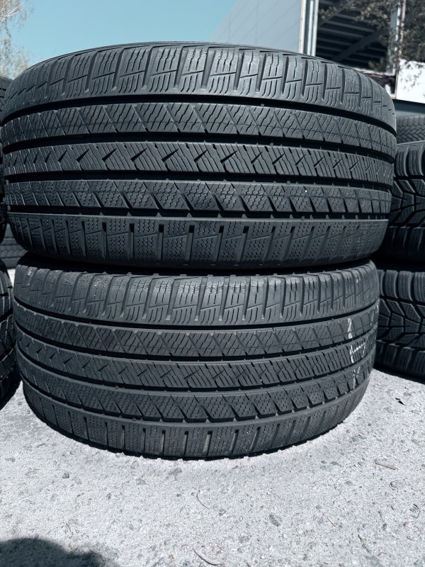 Vredestein Quatrac Pro 245/40 18