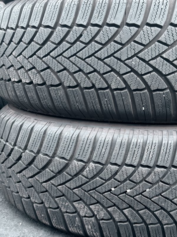 Bridgestone Blizzak LM005 205/60 16