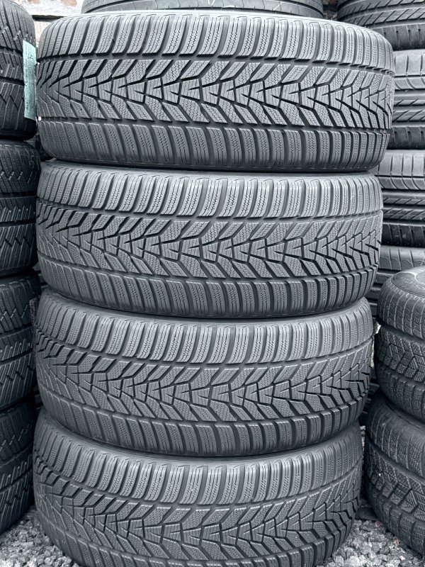 Hankook Icept Evo 3 Demo(НОВІ) 235/40 19