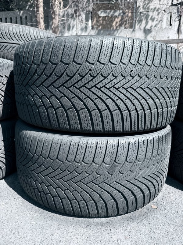 Bridgestone Blizzak 6 255/35 19
