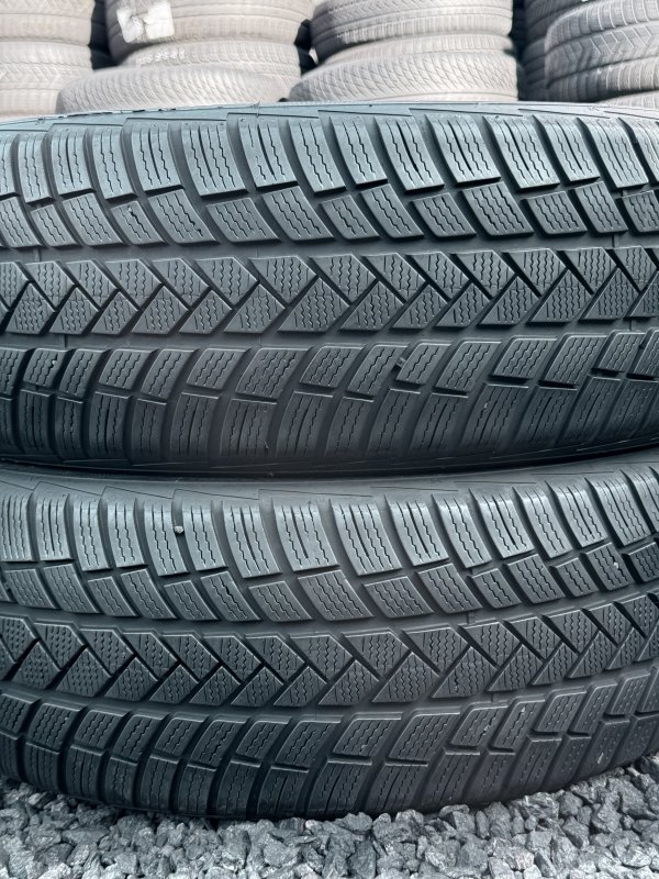 Vredestein Wintrac Pro 235/55 19