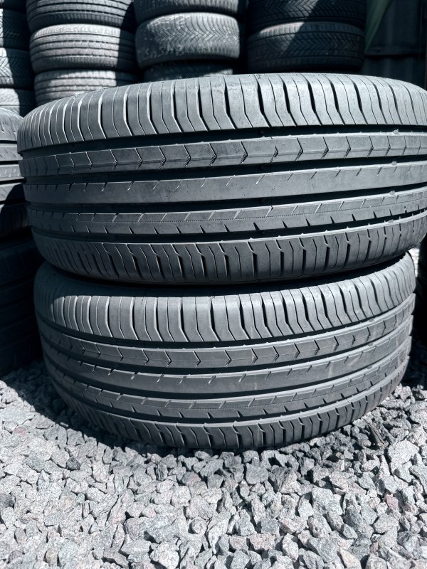 Continental Premium Contact 5 215/55 17