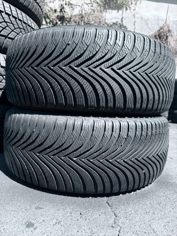 Michelin Alpin 5 215/50 17