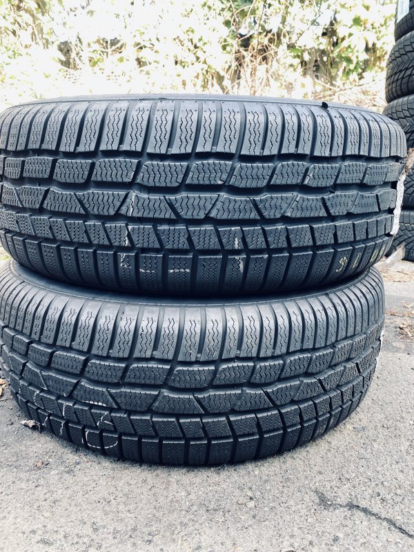 Continental TS830 215/60 16