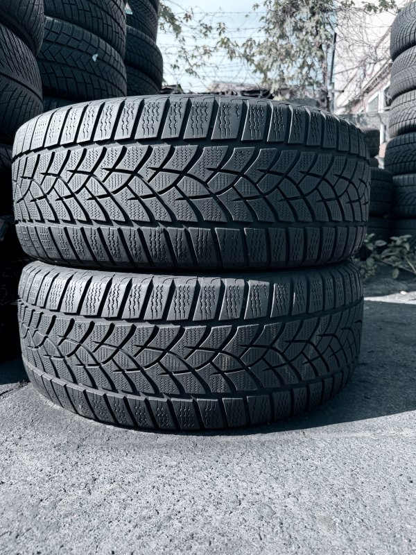 Goodyear Perfomance Gen 1 235/50 19