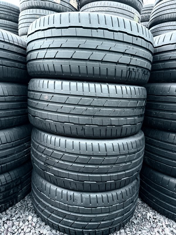 Hankook Ventus S1 Evo3 235/40 19