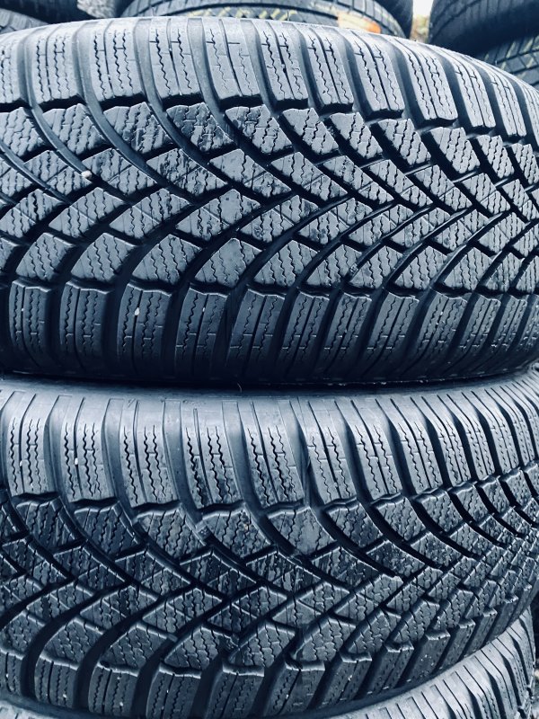 Bridgestone Blizzak LM005 205/55 16