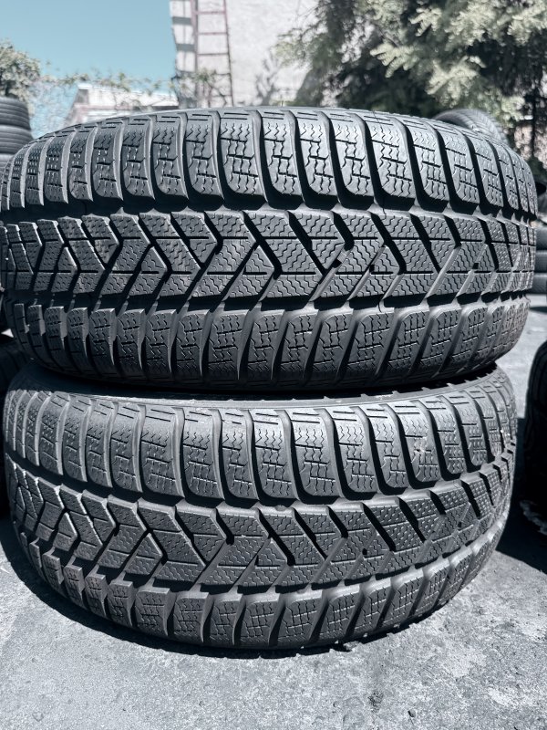 Pirelli Sottozero 3 205/50 17