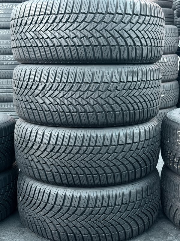 Bridgestone LM005 215/50 17