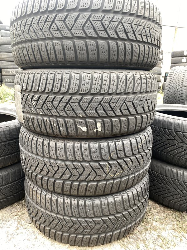 Pirelli Sottozero 3 225/40 18