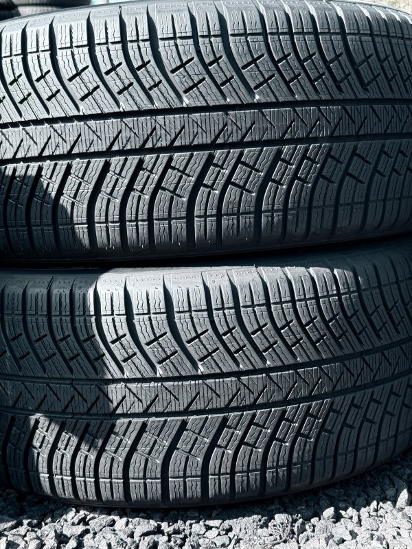 Michelin Pilot Alpin 5 265/45 20
