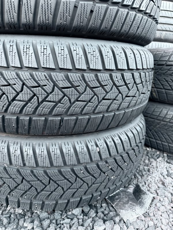 Dunlop WinterSport 5 205/60 16