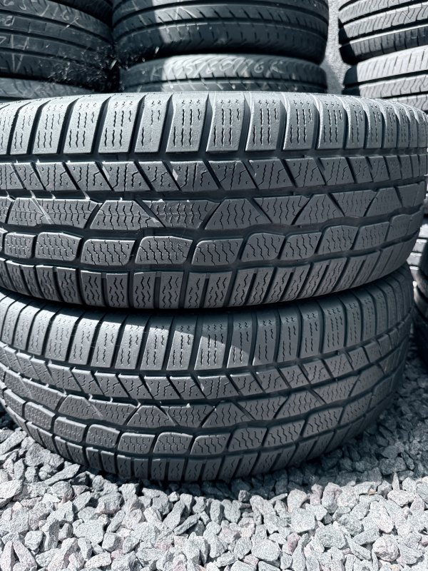 Continental TS830P 215/60 17