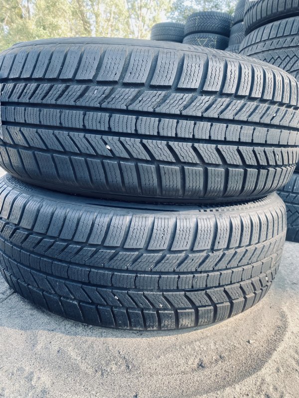 Continental TS870 215/55 18