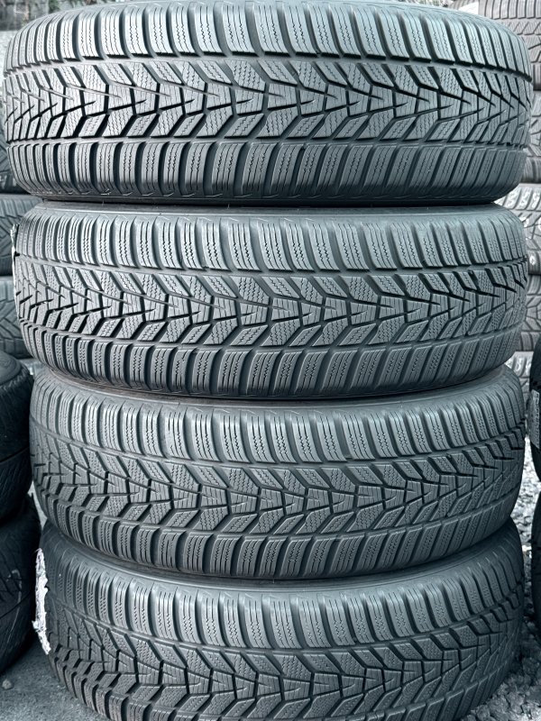 Hankook Icept Evo 3 215/60 17