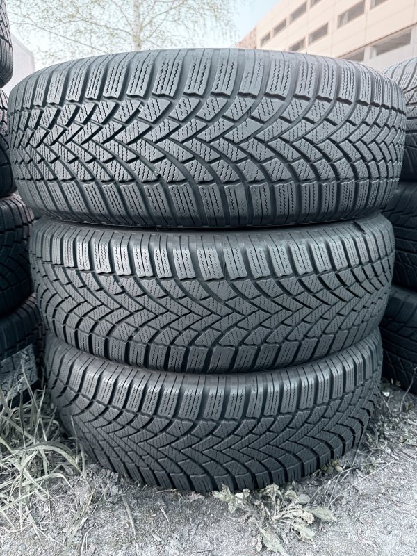 Bridgestone LM005 215/65 17