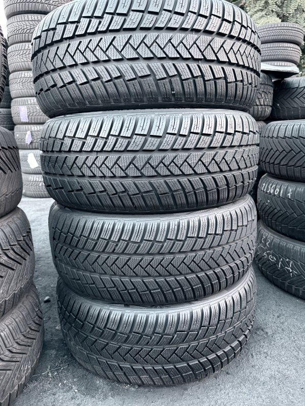 Vredestein Wintrac Pro 215/50 17