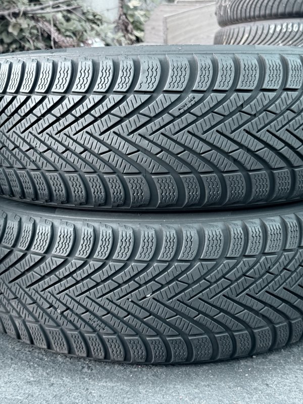 Pirelli Winter Cinturato 205/55 17