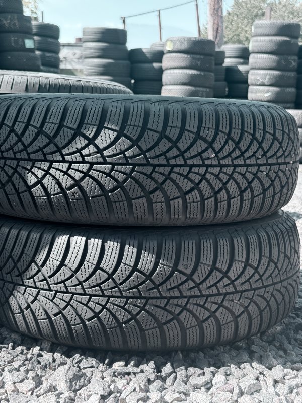 Goodyear UltraGrip 9 195/65 15