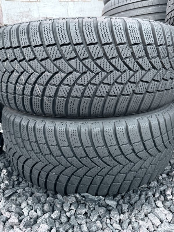 Hankook Winter Icept Evo 2 205/55 16