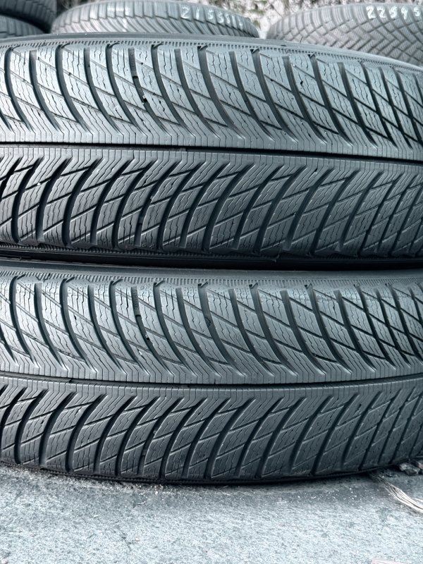 Michelin Pilot Alpin 5 215/65 17