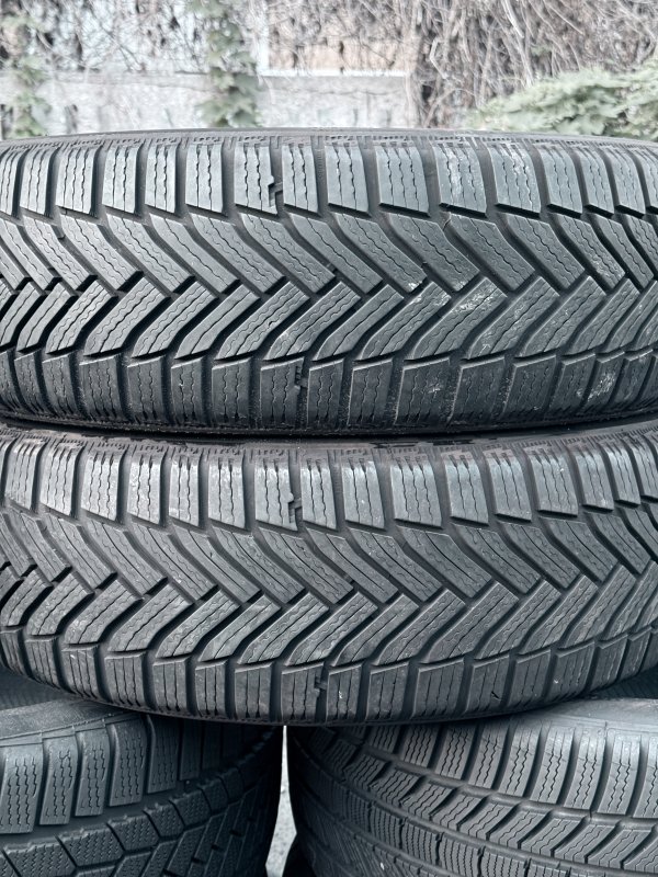 Michelin Alpin 6 195/60 18
