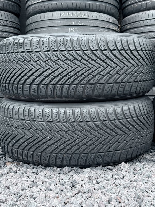 Pirelli Winter Powercy 235/55 19