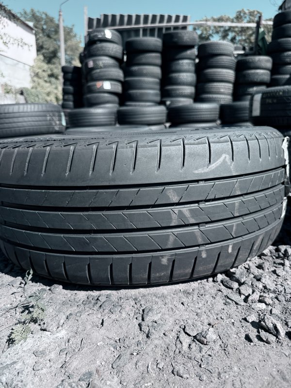 Bridgestone Turanza T005 225/45 18