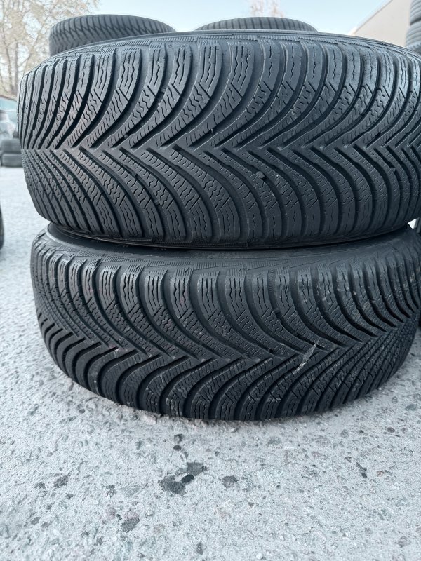 Michelin Alpin 5 205/55 16