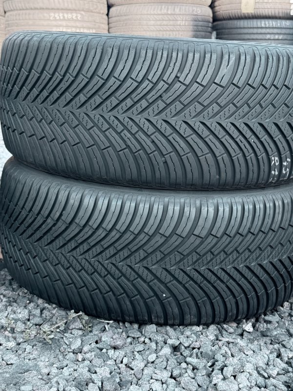 Vredestein Quatrac 225/45 17