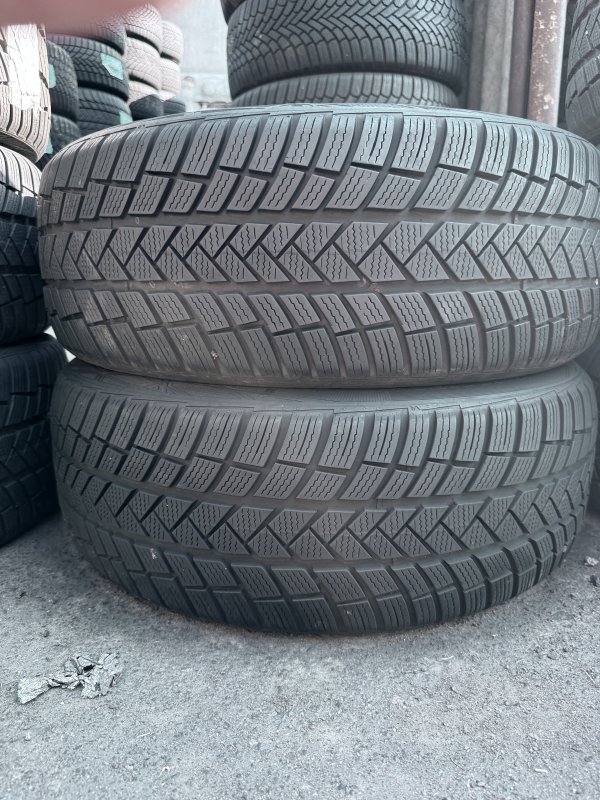Vredestein Wintrac Pro 215/50 19