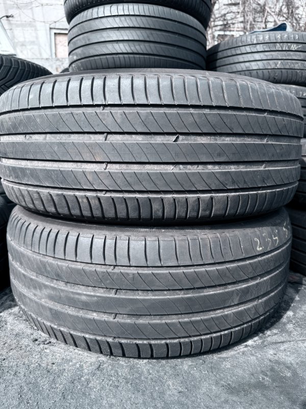 Michelin Primacy 4 235/55 18