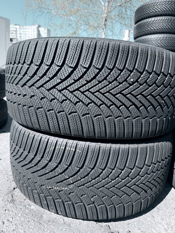 Bridgestone Blizzak 6 235/35 20