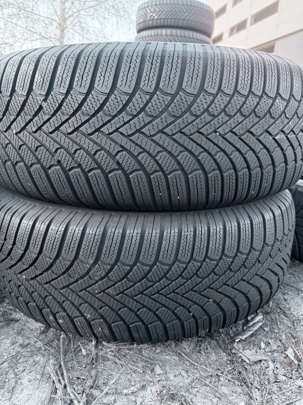 Bridgestone Blizzak 6 265/65 17