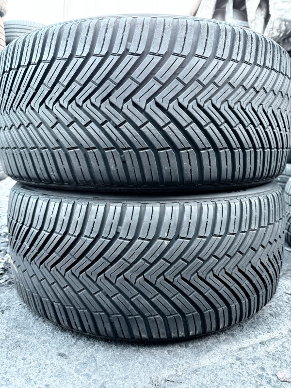 Continental Allseason 245/40 19