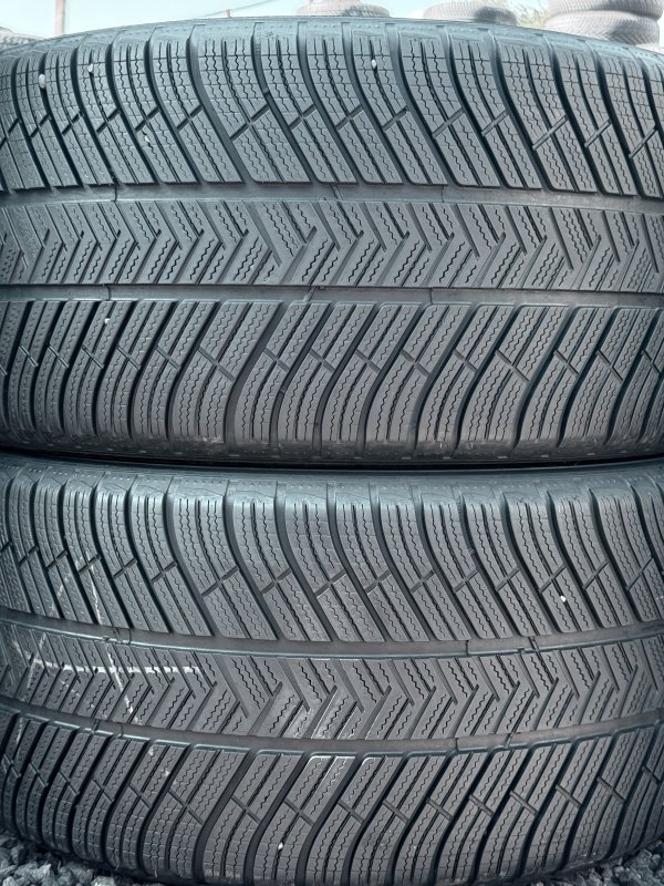 Michelin Latitude LA2 295/40 20